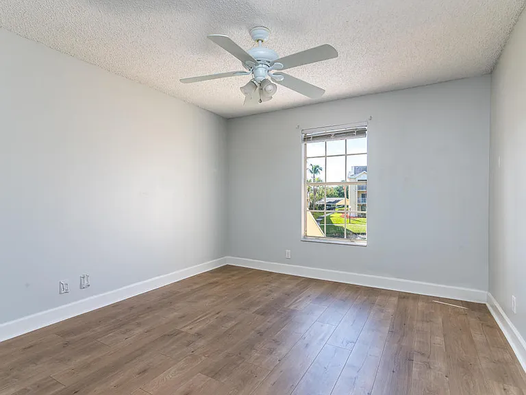 6299 La Costa Dr #B — Photo 12