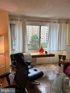 4515 Willard Ave APT 1118S, Chevy Chase, MD, 20815