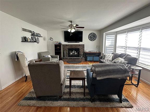2nd image of 6026 Cardinal Creek Dr
