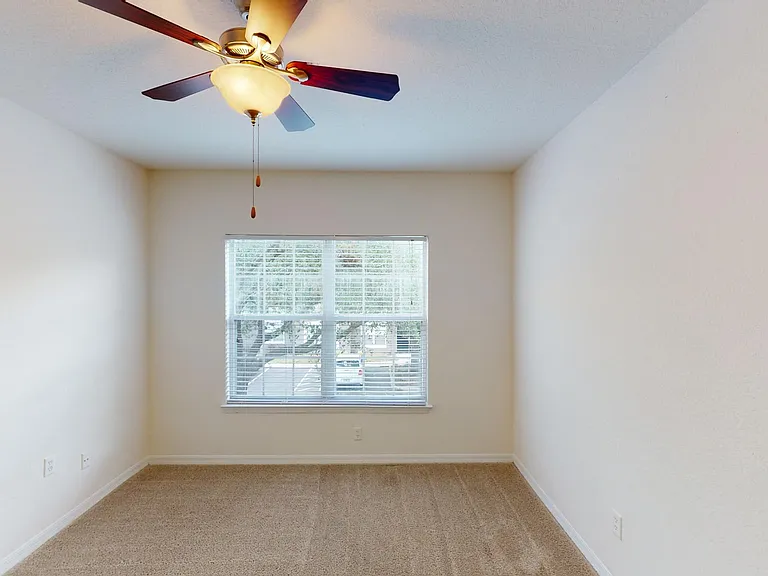 Ashton at Waterford Lakes — Photo 65