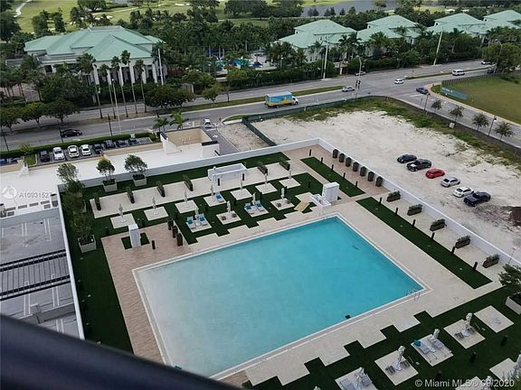3rd image of 5300 Paseo Dr #1206