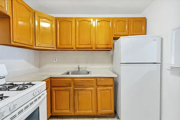 Sold by Corcoran | media 5