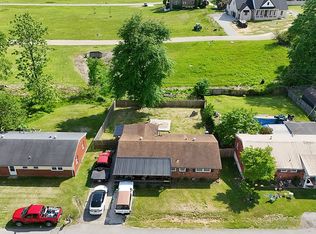 700 Elita Ln, Flatwoods, KY 41139