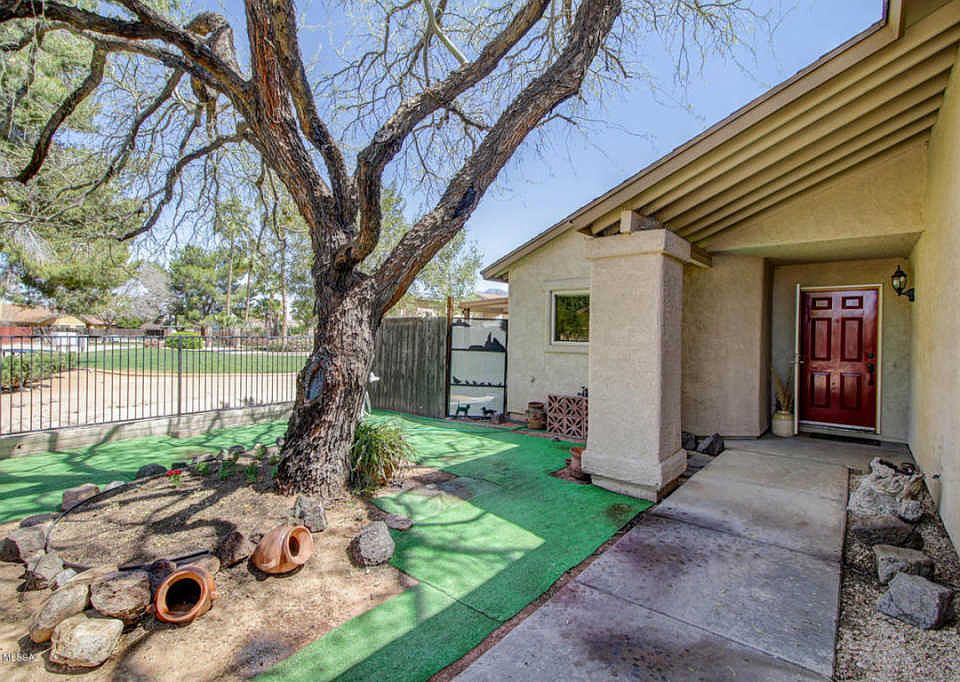 1st image of 4658 N Courtney Dr