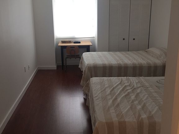 3rd image of 800 N Miami Ave APT 810