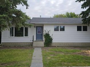 29 W Northstar Dr, Lacombe, AB T4L1S1
