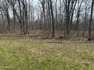 221 Westchester Dr, Crossville, TN 38558