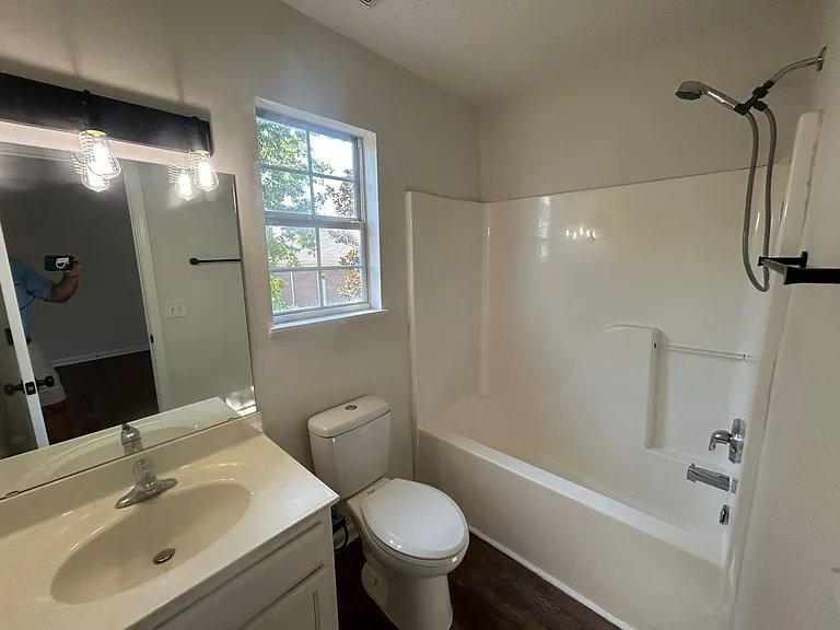 507 Summit Terrace Ct — Photo 16