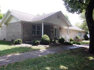 1305 Laurel St, Highland, IL