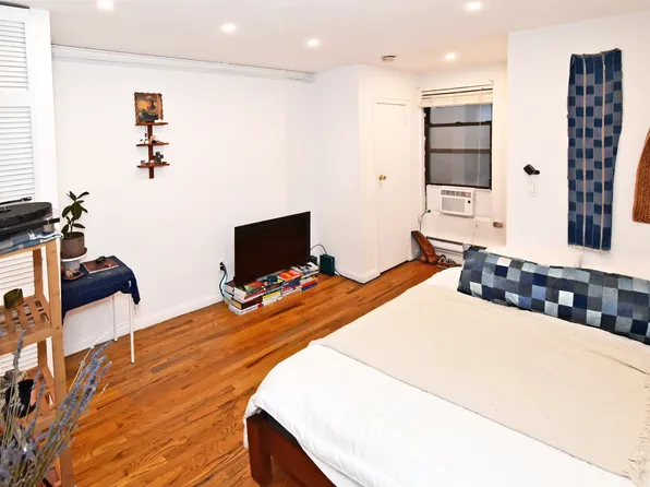 57 1st Avenue 5A image 1 of 6