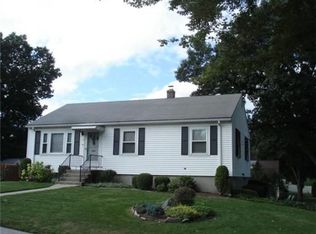 73 Nolbeth Dr, Warwick, RI 02888