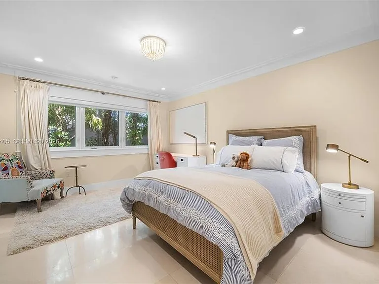 6831 Sunrise Ct — Photo 33
