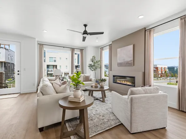 10988 S Lake Run Rd W #154, South Jordan, UT 84009