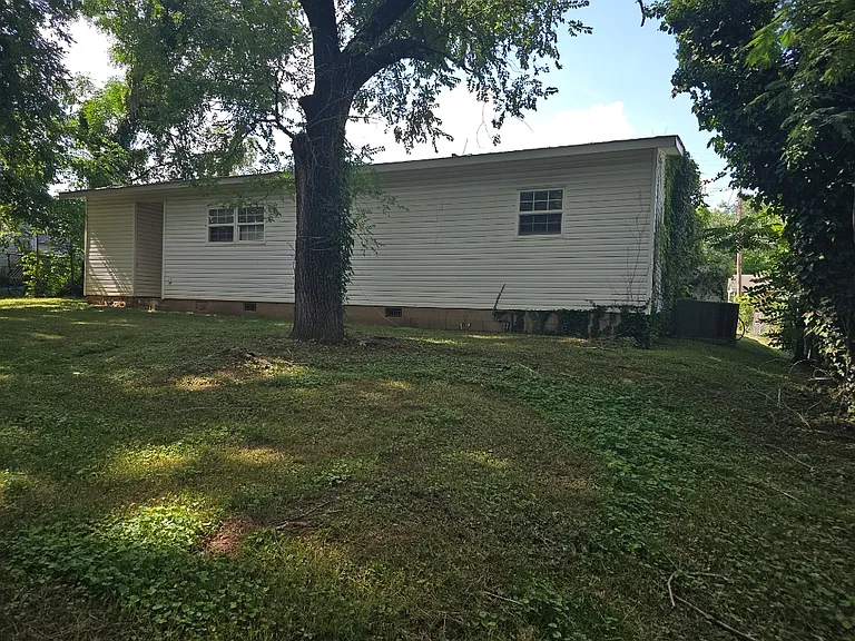 2407 Medaris Rd NW — Photo 19