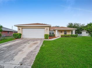 2724 SW 2nd Ave, Cape Coral, FL 33914