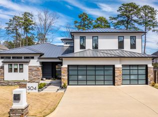 304 Ensbury Dr, Little Rock, AR 72223