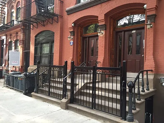 Rented by MNS | media 28