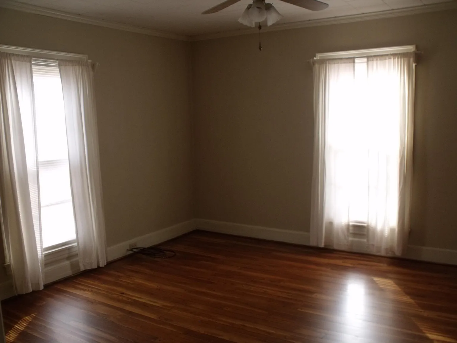 1 bed, 800 sqft, $895 — Photo 3