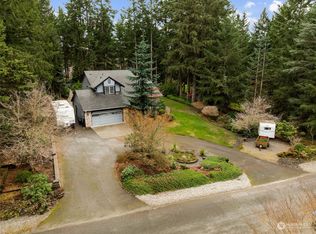 5400 Saint Charles Loop NE, Olympia, WA 98516