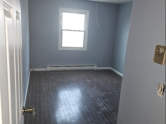 5th image of 560 Main St #11184520