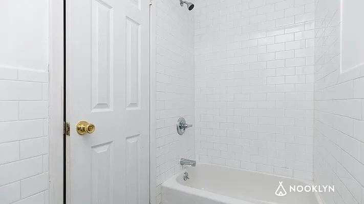 Rented by Nooklyn NYC LLC | media 45