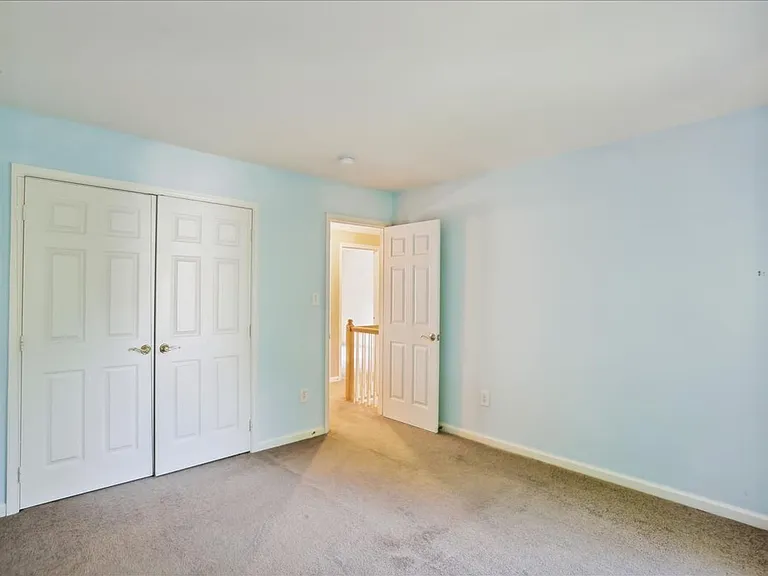 8931 Falls Farm Dr — Photo 68