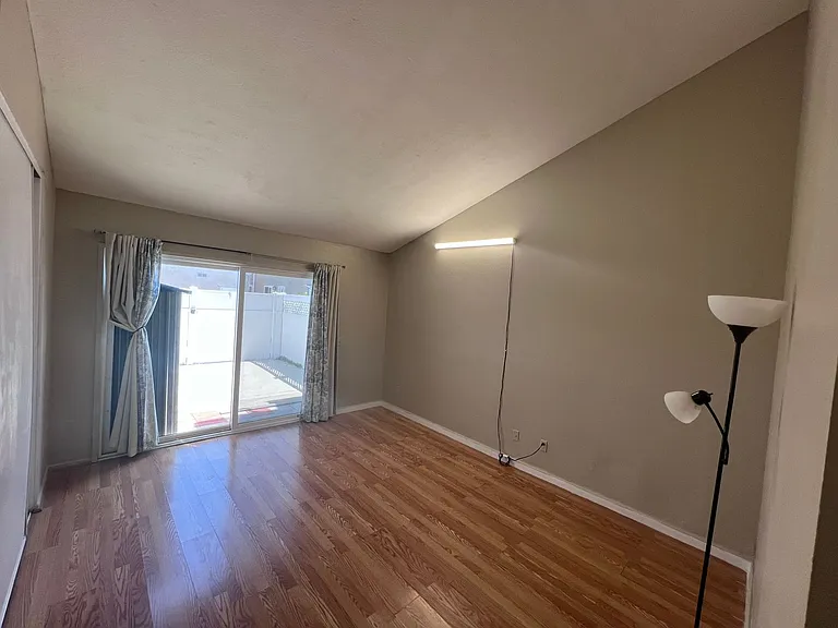 44586 La Paz Rd — Photo 20