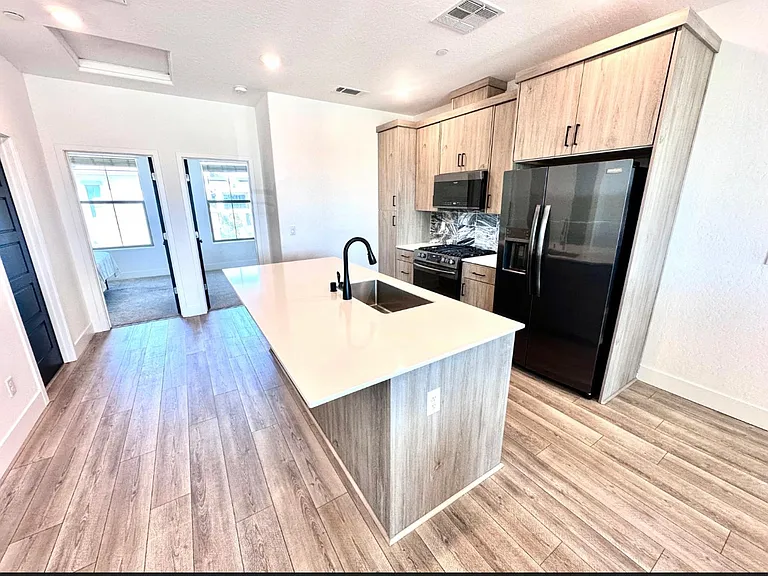 478 W Mahogany Ln — Photo 9