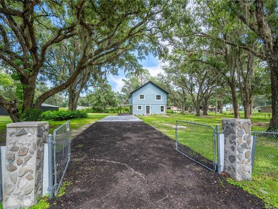 4215 Glenoak Dr N, Lakeland, FL 33810