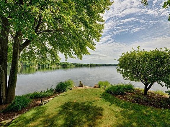2nd image of 5510 Cozy Point Dr
