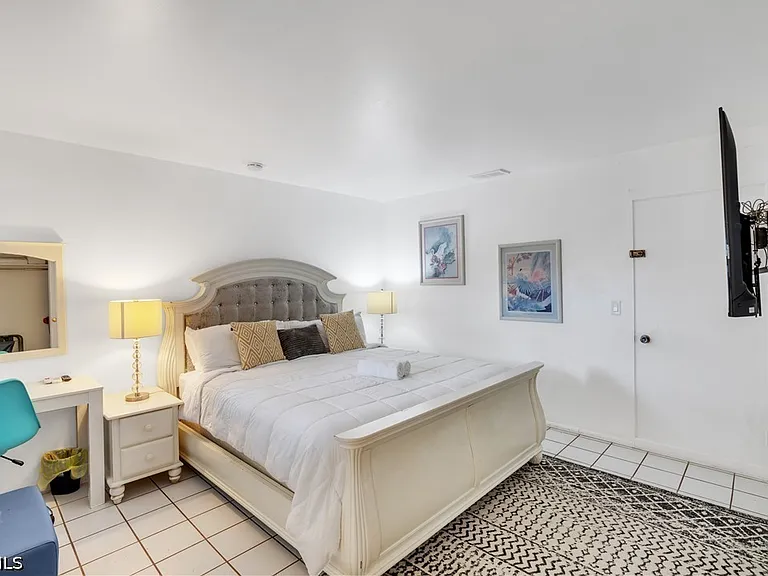 5226 Coronado Pkwy #C — Photo 9