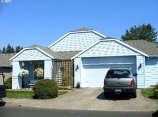 18150 Grey Ave, Sandy, OR 97055