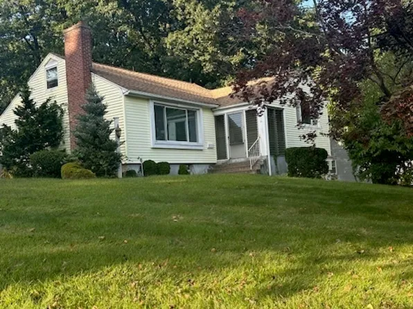 92 Vanderbilt Road, Bristol, CT 06010