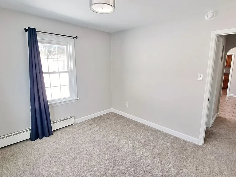 1170 Westminster Ave — Photo 22
