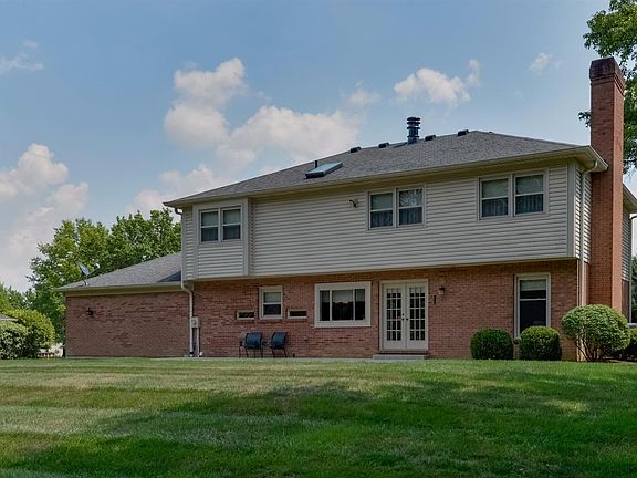 3rd image of 10415 Stone Ct