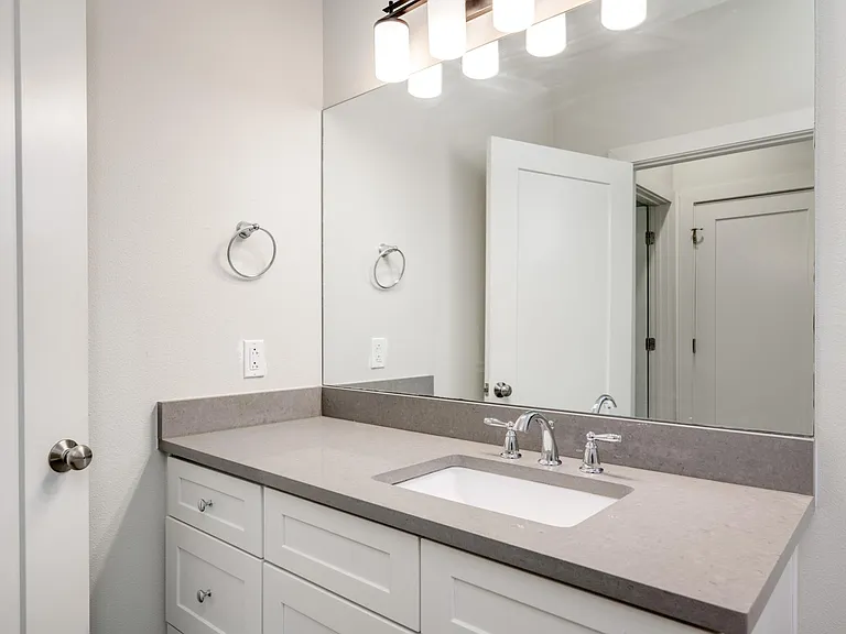 908 Nueces St #12 — Photo 15