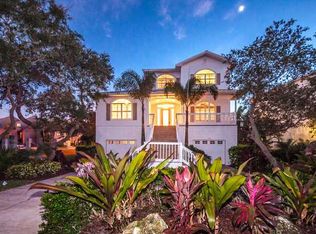 1719 Mandalay Dr, Tarpon Springs, FL 34689