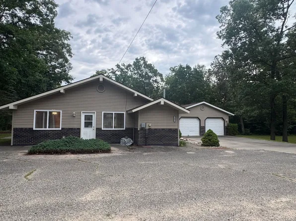 103 Whitebirch Dr, Houghton Lake, MI 48629