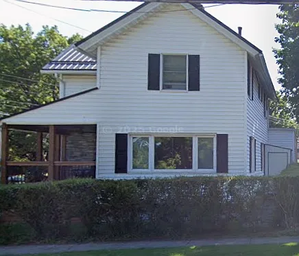 4 Lake Ave #2