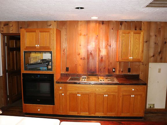 3rd image of 1846 Shannon Ln