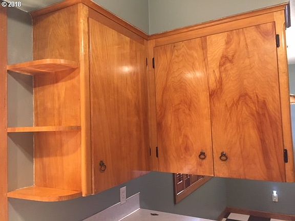 4th image of 1204 NW 40th St