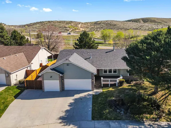 1700 N Trail Creek Way, Eagle, ID 83616