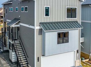112 Island Cir, Kingsland, TX 78639