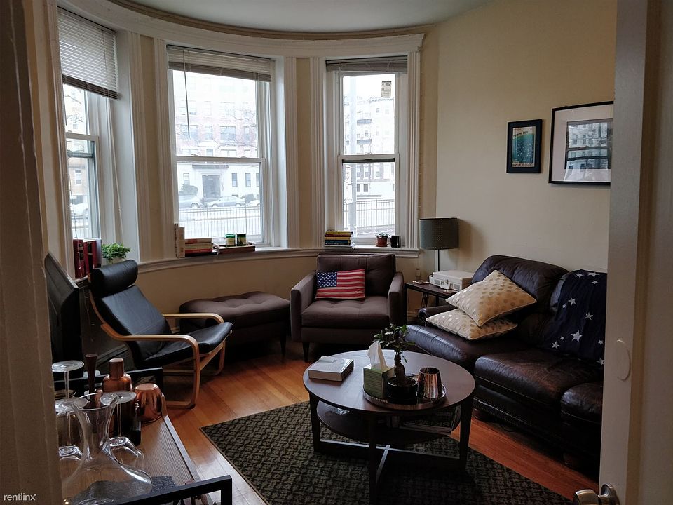 1325 Commonwealth Ave. #2 Boston - Allston Unit Photo 1