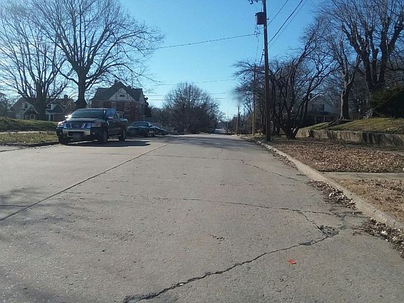 4th image of 1420 Good Hope St