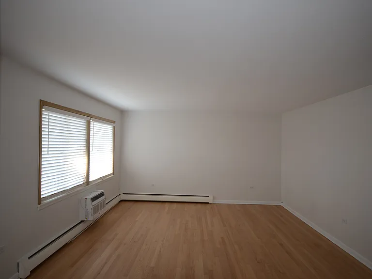 1603 Waukegan Rd — Photo 9
