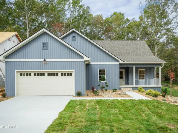 160 Hawes Cir, Crossville, TN 38558