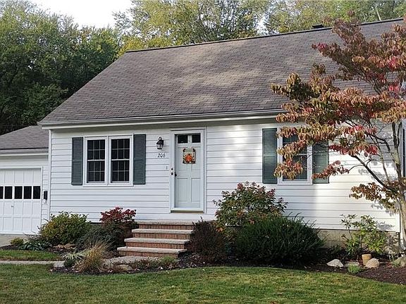 2nd image of 206 Belmar Blvd