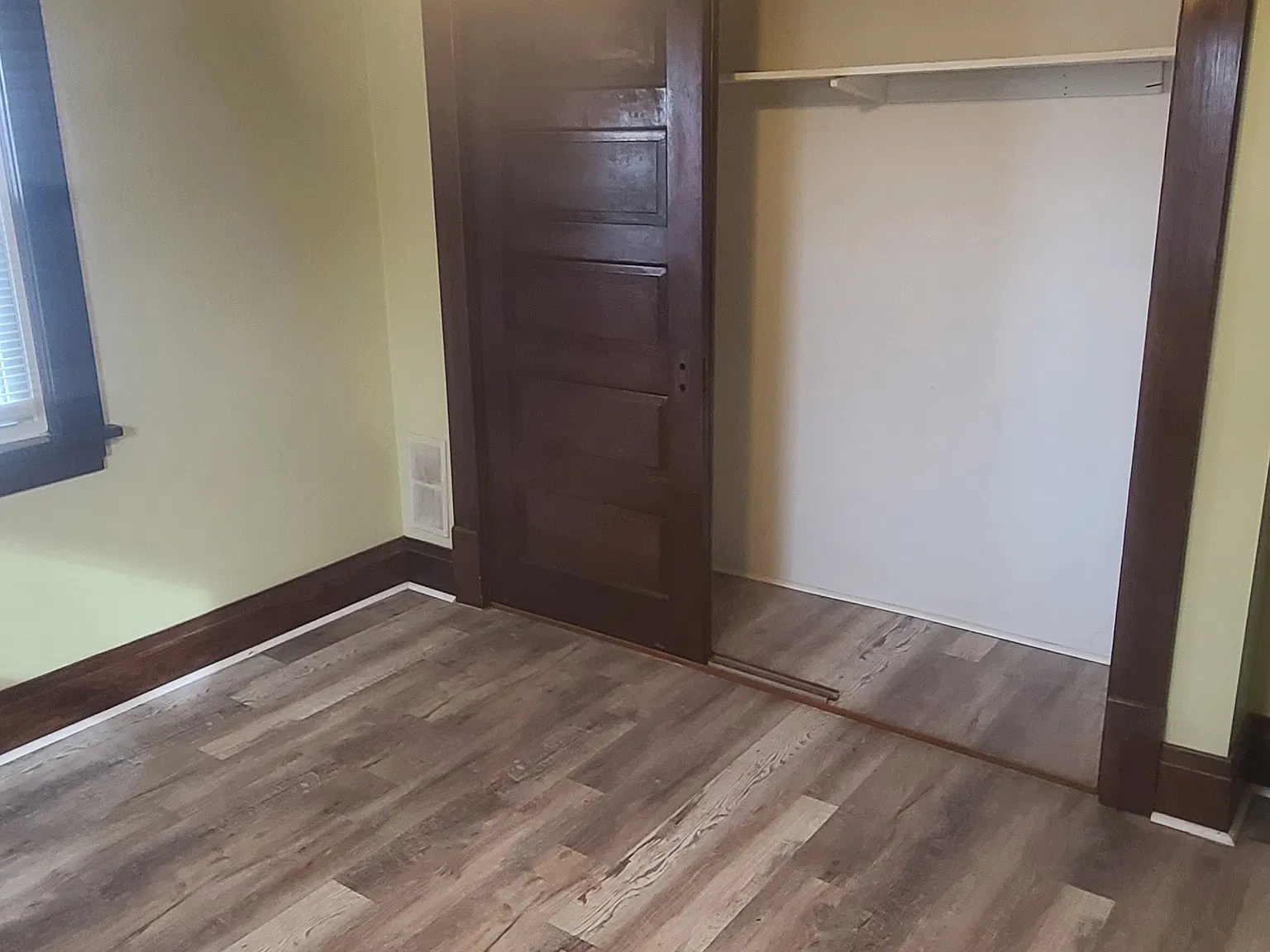 1 bed, $1,000 — Photo 3