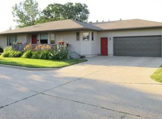 1304 12th Ave SW, Minot, ND 58701